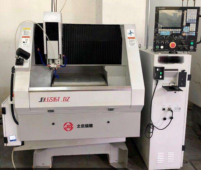 精雕（diāo）機回收